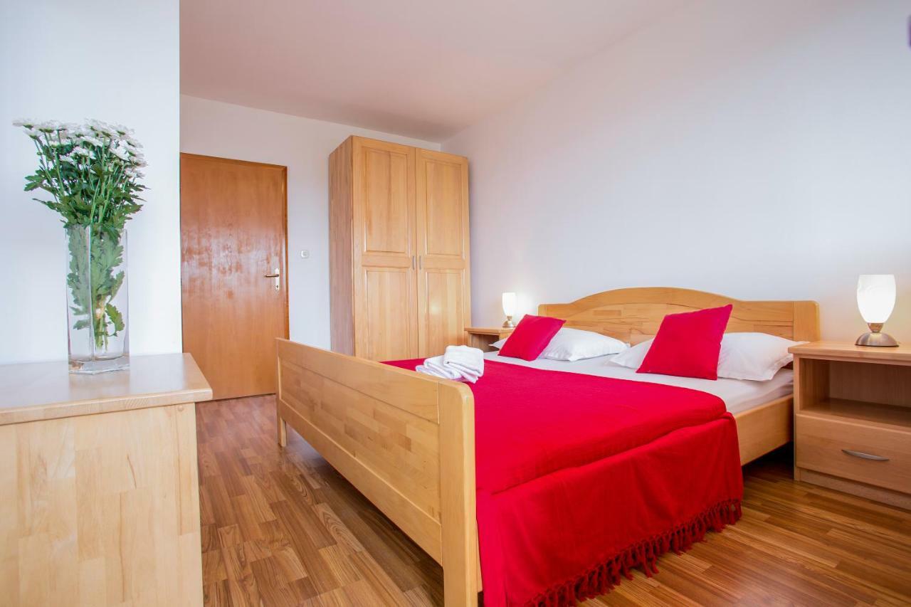 Larus-M Apartments Mimice Exterior foto